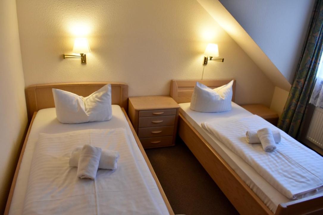 Hotel Trebeltal เดมมิน ภายนอก รูปภาพ